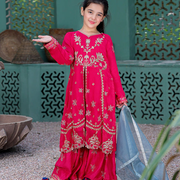 Beautiful baby girls dress design ideas for summer season designing ideas  only 💁 . . .#dresses #pakistanidressesuk #punjabisuits… | Instagram